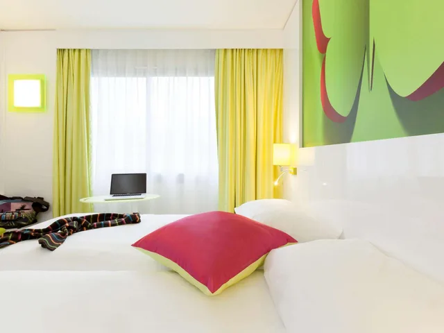 غرفة بسريرين منفصلين، Ibis Styles Bordeaux Saint Medard 3/9