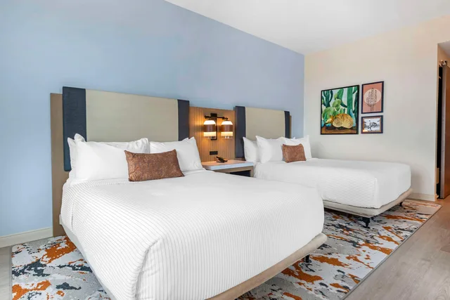Room, Accessible, Cambria Hotel Austin Downtown 2/4