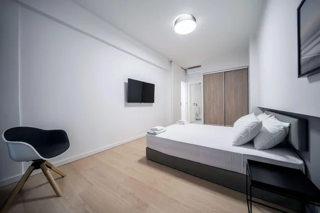 شقة فاخرة بشرفة بغرفتي نوم، Heritage Boutique Apartments 6/10