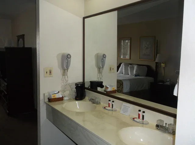جناح استوديو بسرير كينج، Baymont by Wyndham Metropolis 6/7