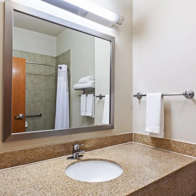 جناح بإطلالة، Holiday Inn Express Hotel And Suites Pharr 6/7