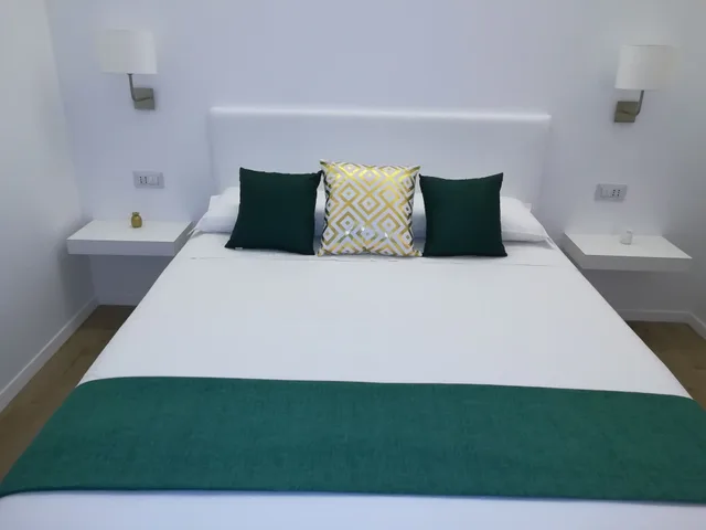 جناح سوبيريور بسرير كوين، B&B Suites Via Del Mare 4/5