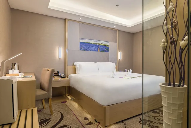غرفة سوبيريور بسرير كينج، Lavande Hotel Baiyun International Airport Branch 3/5