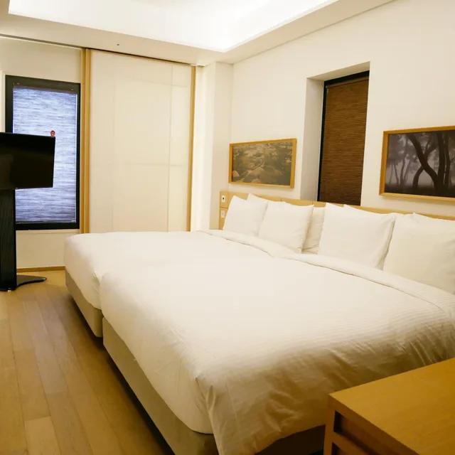 غرفة ديلوكس عائلية بسريرين منفصلين في طابق مرتفع، Sotetsu Hotels The Splaisir Seoul Myeongdong 2/5
