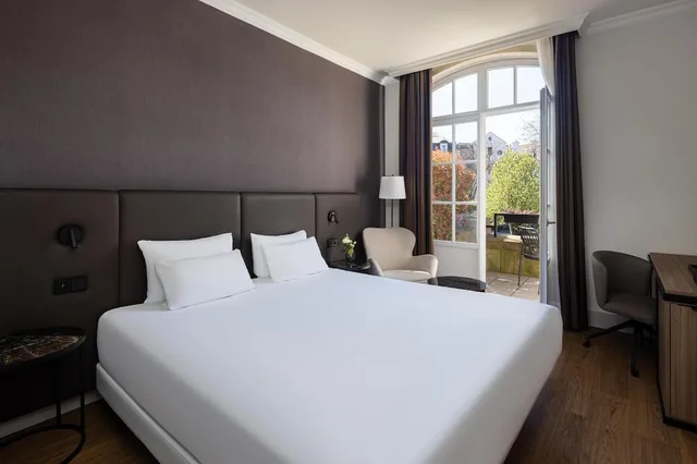 Standard, Twin Beds, with View, Nh Brussels Carrefour de L Europe 2/5