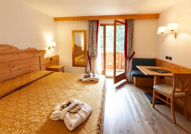 غرفة قياسية بسرير مزدوج أو سريرين منفصلين بإطلالة على الحديقة، Campiglio Bellavista 3/7