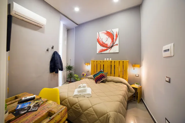 1 Bedroom, Classic, Double Bed, B&B Le 4 Stagioni Dante's Suites 6/10