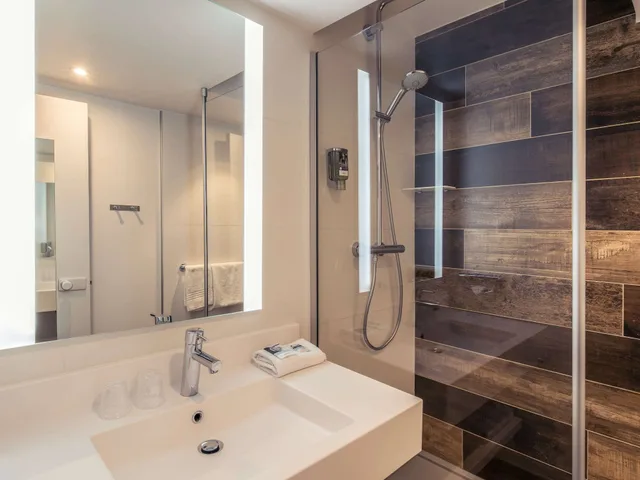 Standard, Twin Beds, Mercure Antibes Sophia Antipolis Hotel 10/10