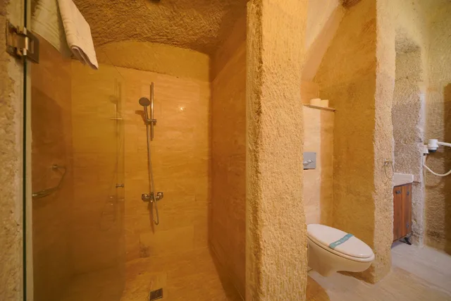 غرفة ديلوكس بسرير كوين، Salkim Cave House 4/4