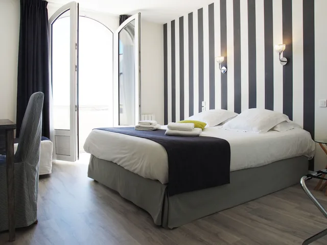 غرفة كلاسيكية بسرير مزدوج بشرفة، Le Castel Ac'h 3/3