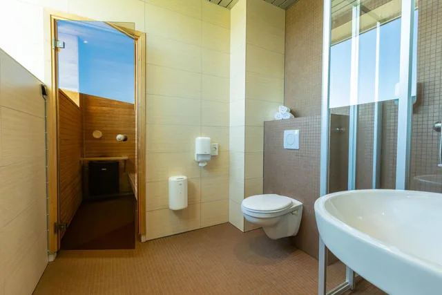 Commodore, Suite، Meri Spa Hotel 6/6