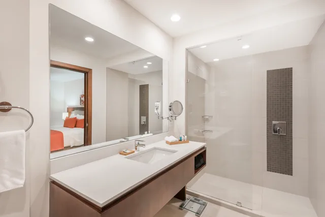 جناح سوبيريور بسرير كينج، Wyndham Garden San Jose Escazu 3/3