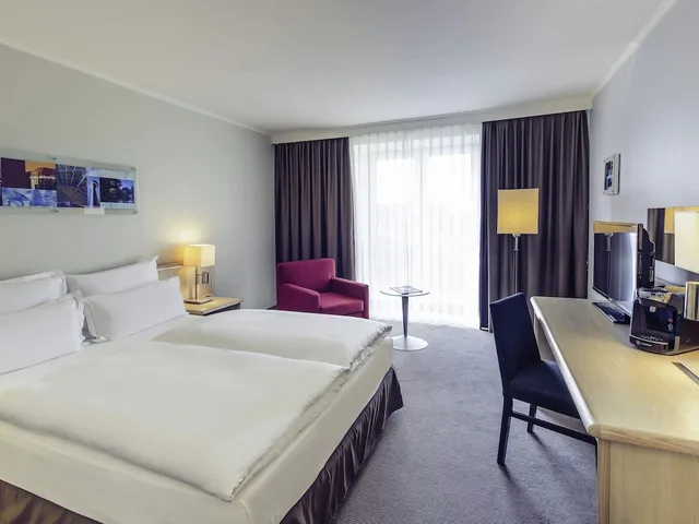 غرفة قياسية بسرير كوين، Mercure Hotel Duesseldorf Kaarst 5/10