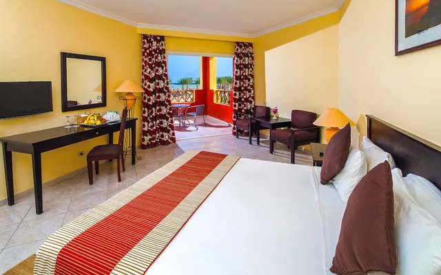 غرفة سوبيريور بسرير كينج بإطلالة على البحر، Casa Mare Resort 8/10