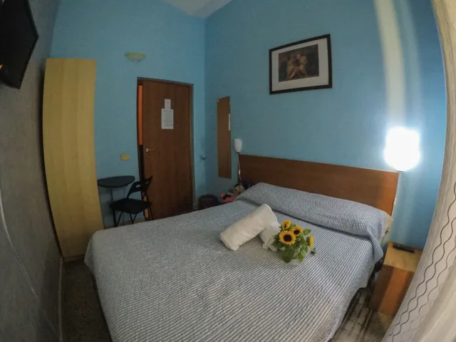 Basic, Single, Double Bed, Roman Holidays Hostel 1/5