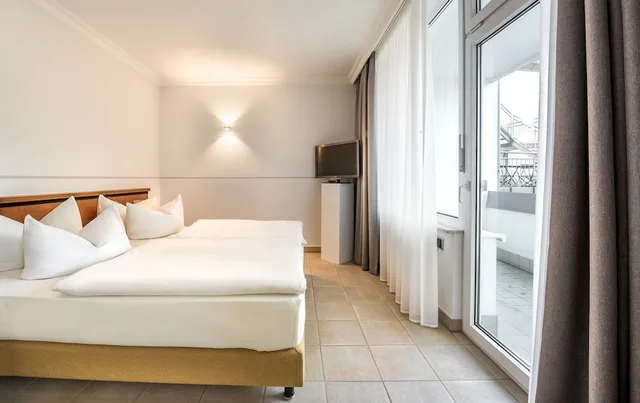 غرفة بزنس كومفورت بسريرين منفصلين، Hotel Vierjahreszeiten Iserlohn 1/4
