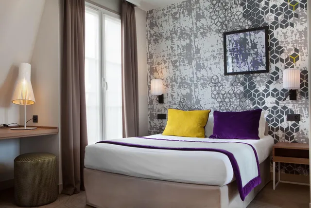 Room, Double Bed, Hotel Ducs D Anjou 1/6