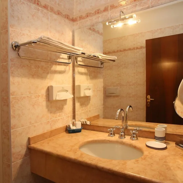 غرفة مفردة بسرير مزدوج في الملحق، Mini Hotel Le Ville 2/2
