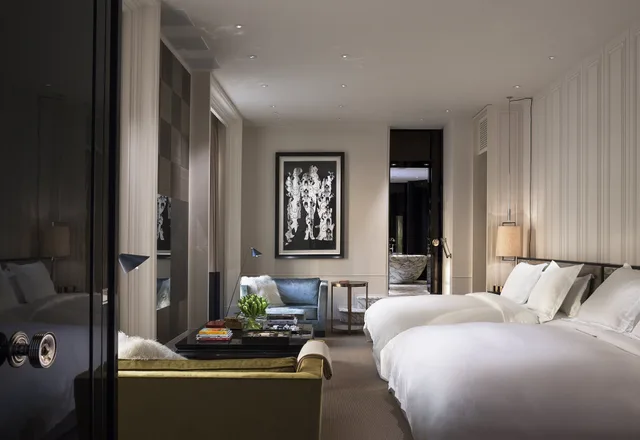 Signature, Manor, Suite, 2 King Beds، Rosewood London 1/1