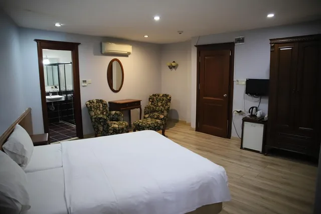 Basement, Triple، Basileus Hotel 2/4