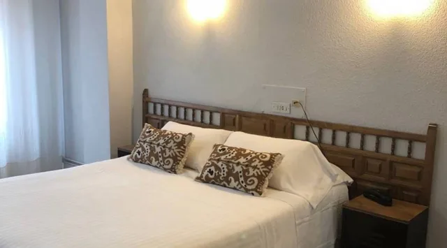 غرفة قياسية بسرير مزدوج، Marques de Santillana Hotel 5/10