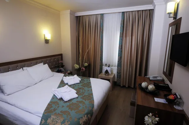 غرفة مفردة، Helen Park Hotel 1/4