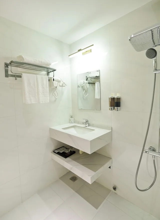 غرفة ديلوكس بسريرين منفصلين، Prague Nha Trang Hotel 7/7