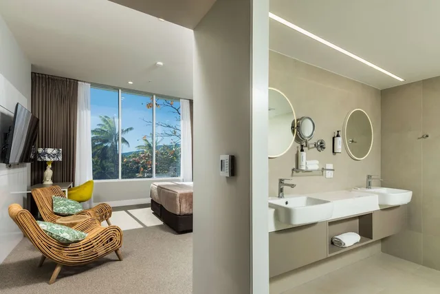 غرفة تنفيذية بسريرين منفصلين وسرير كينج، Pacific Hotel Cairns 9/9
