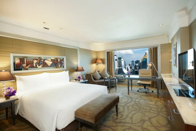 غرفة كلاسيكية بسرير كينج في طابق مرتفع، Intercontinental Bangkok 6/10