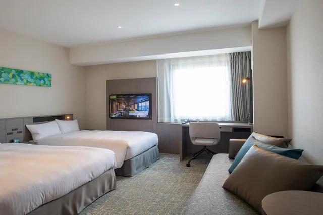 Quattro, 1 Double and 1 Single Bed, Sofa, Main Building، Hotel Emisia Tokyo Tachikawa 2/3