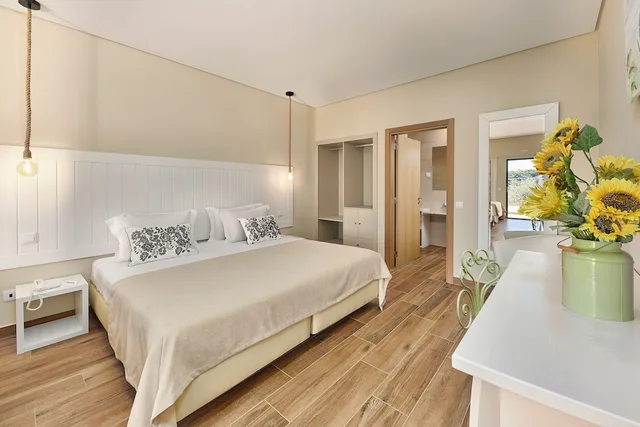 غرفة عائلية بسرير مزدوج وسريرين منفصلين، Hotel Rural Quinta do Marco 6/9