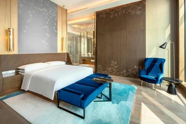 Presidential, Suite, King Bed, Bay View, Lounge Access, Renaissance Shenzhen Bay Hotel 1/1