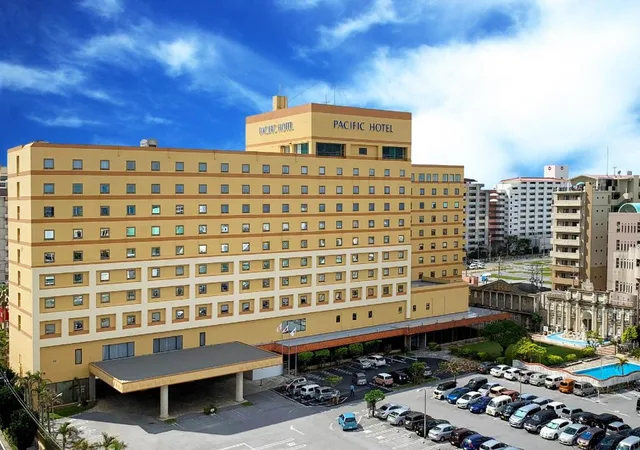 Japanese Western, Deluxe, Twin Beds, Two Extra Beds, Main Building، Pacific Hotel Okinawa 1/1