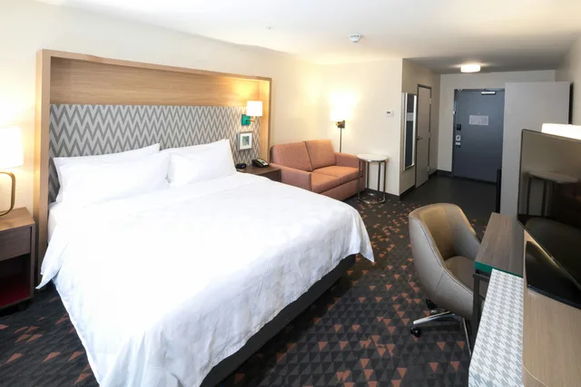 جناح بسرير كينج، Holiday Inn Kalamazoo West 2/3
