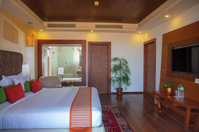 جناح رئاسي بسرير كينج بإطلالة على الجبل بحوض استحمام، Mountain Glory Forest Resort 4/10