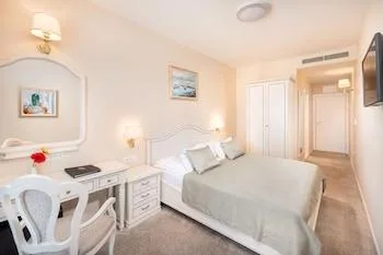 غرفة مفردة بسرير مزدوج، Hotel Cvita 1/1