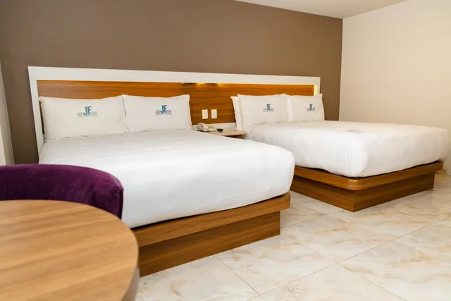 Room, Double Bed, No Window، Jf Grand Hotel Ex Barcelo Jf Puebla 5/10