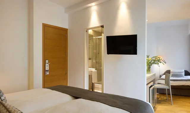 Room, Triple, Domotel Olympia Urban Chic Hotel 6/10