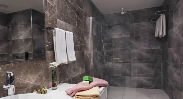 غرفة ديلوكس بسريرين منفصلين، Nevali Hotel 9/10