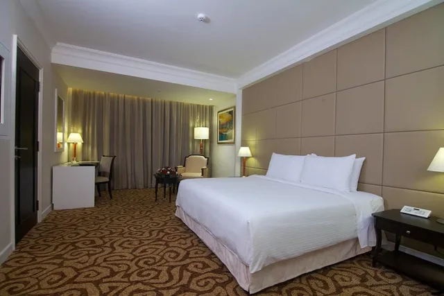 غرفة بريميير بسرير كوين بإطلالة على المسبح، Perdana Kota Bharu 4/9
