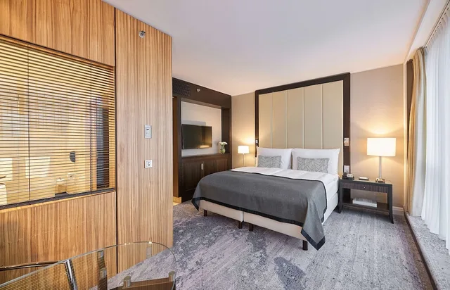 غرفة سوبيريور بسرير كينج بإطلالة على المدينة، Hotel Ko59 Dusseldorf - Member of Hommage Luxury Hotels Collection 3/10