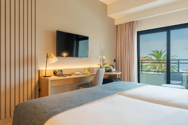 Standard, Double Bed, Side Sea View, Balcony، Sentido Galosol 3/3