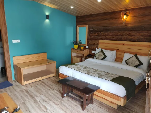 غرفة ديلوكس، JHARIPANI CASTLE RESORT 1/1