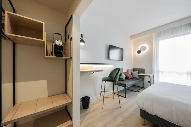 Next Generation, Double Bed، Campanile Smart Lyon Est Bron 4/9