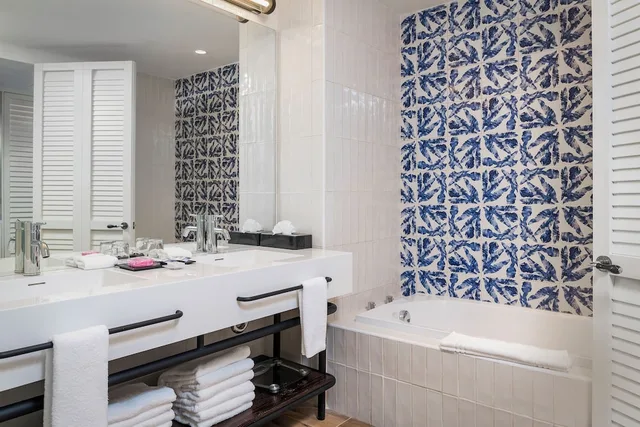 Water Park, Junior Suite, 2 Queen Beds, Sofa، Ocean Coral Spring 3/3