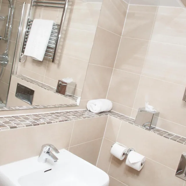 Super, Premium, King Bed, Garden View, Sofa، Holiday Inn Newcastle Gosforth Park By IHG 7/8