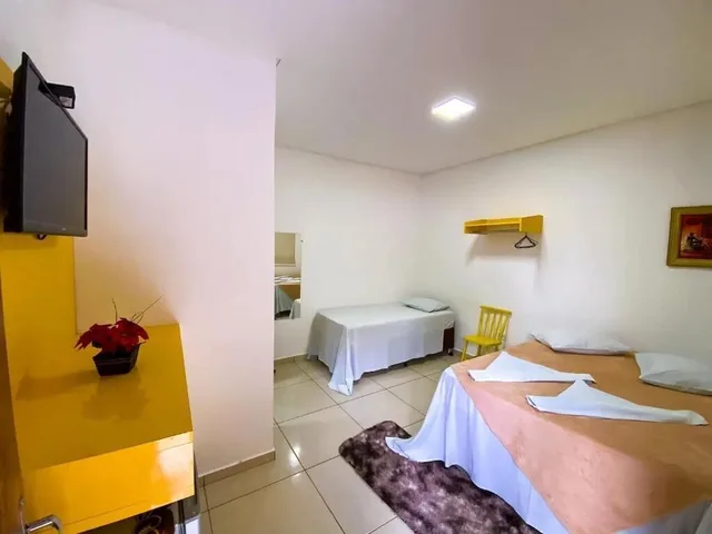 غرفة اقتصادية ثلاثية بسرير مزدوج وسرير فردي، Hotel Caranda Eco Ville 1/2