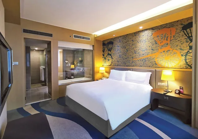 جناح عائلي بسريرين منفصلين مع أريكة، Radisson Collection Hyland Shanghai 7/10