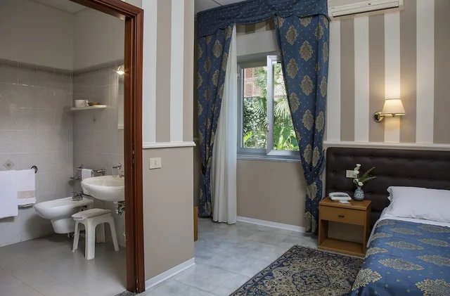 غرفة بسرير مزدوج، HOTEL REDEBORA 3/3