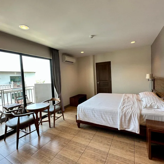 غرفة عائلية بحوض استحمام، The Mangrove Hotel 1/7